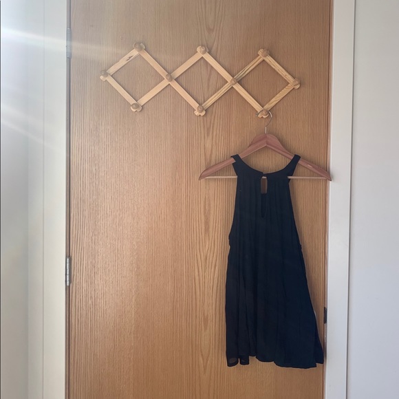 ANTHRO Sunday in Brooklyn Pintucked Halter Top - Picture 2 of 6